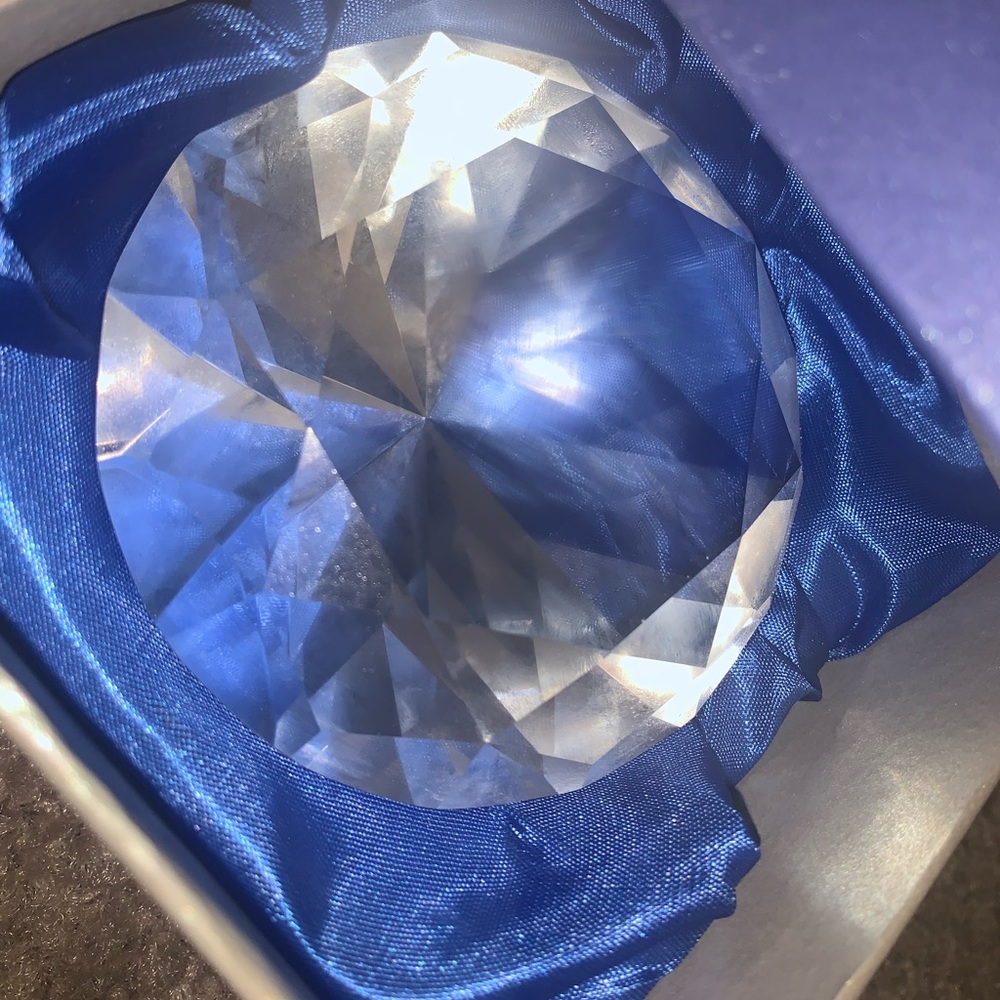 Nail diamond (USED)